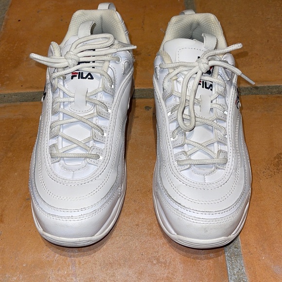 Fila shoes - Picture 2 of 5